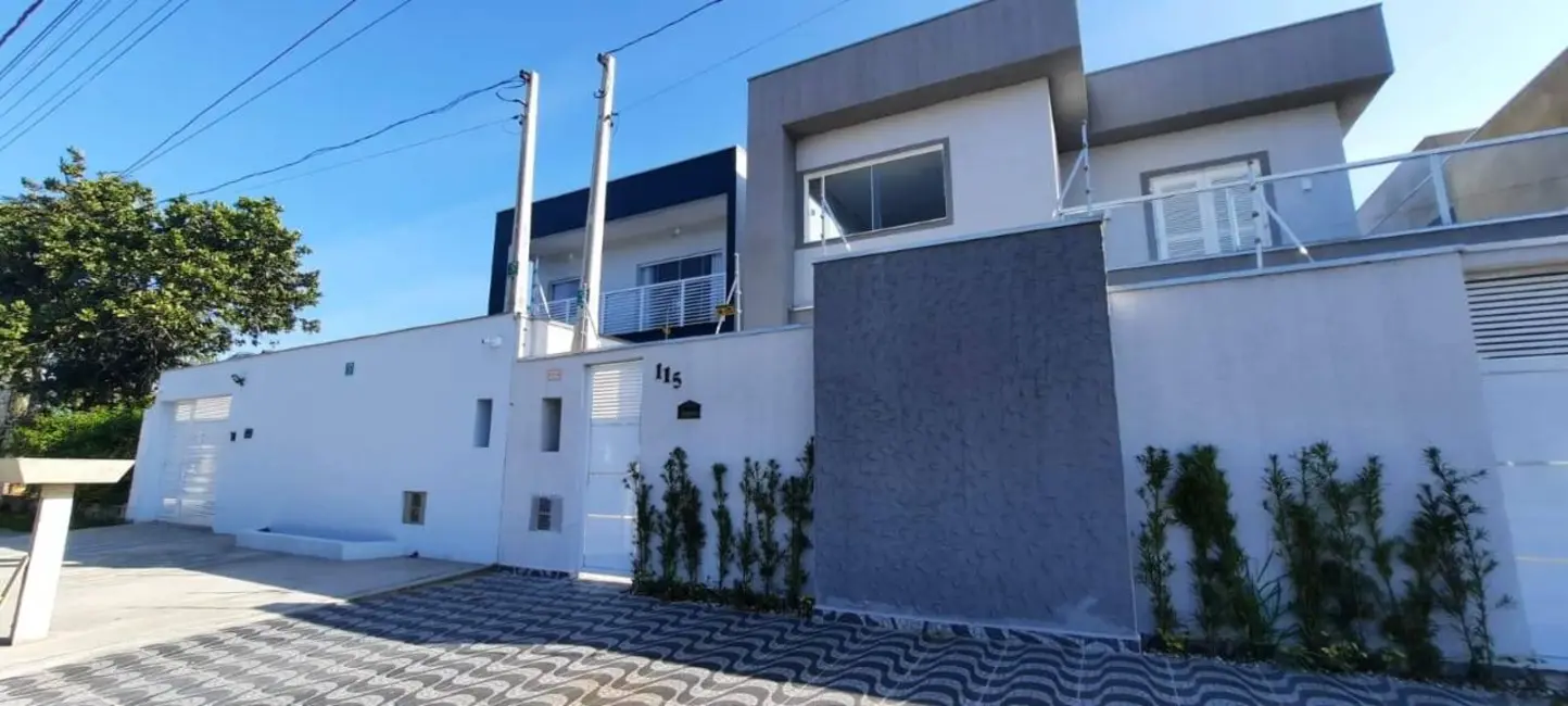 Foto 1 de Casa com 4 quartos à venda, 310m2 em Itanhaem - SP