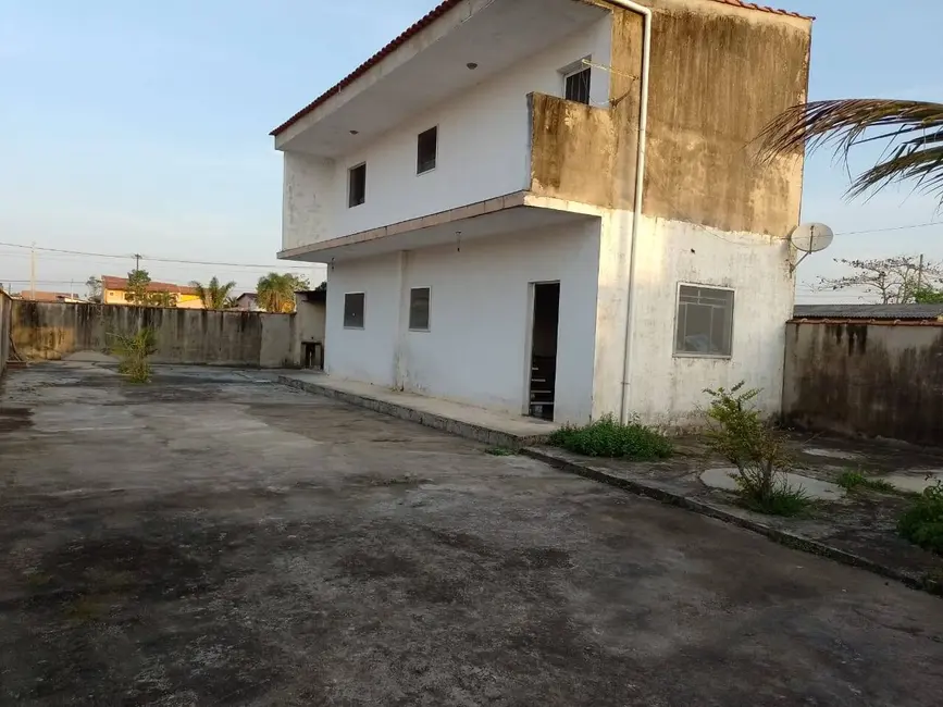 Foto 1 de Casa com 2 quartos à venda, 95m2 em Itanhaem - SP