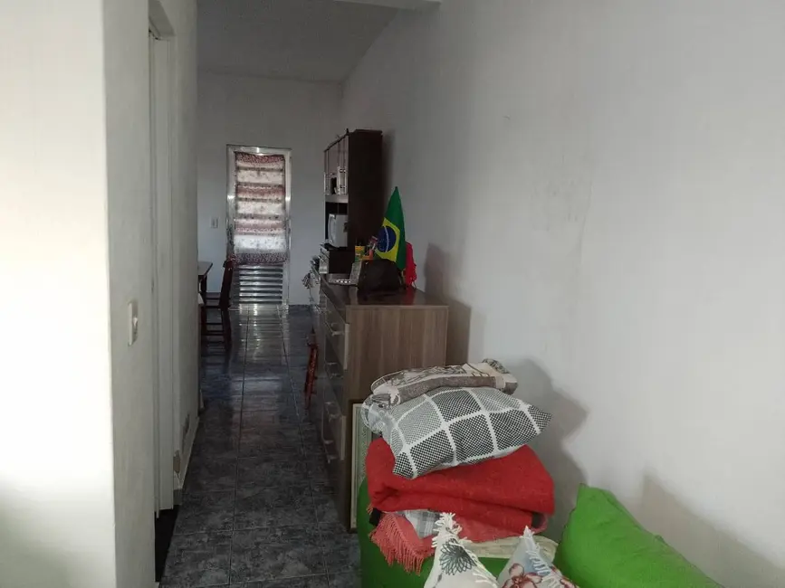 Foto 4 de Casa com 2 quartos à venda, 95m2 em Itanhaem - SP