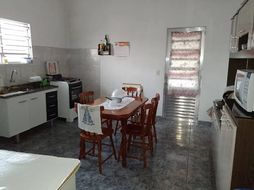 Foto 3 de Casa com 2 quartos à venda, 95m2 em Itanhaem - SP