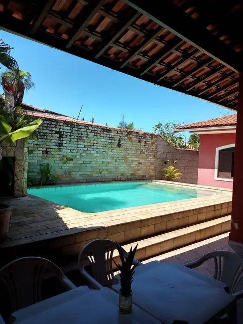 Foto 4 de Casa com 4 quartos à venda, 167m2 em Itanhaem - SP