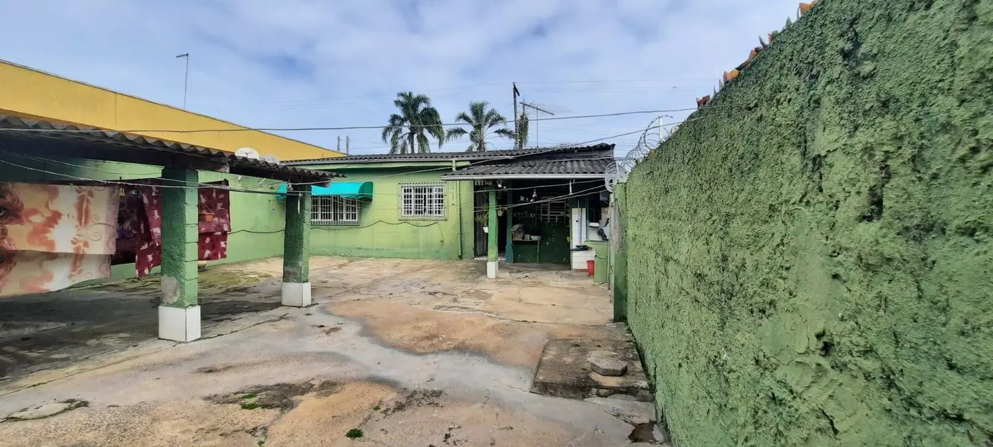 Foto 7 de Casa com 2 quartos à venda, 105m2 em Itanhaem - SP