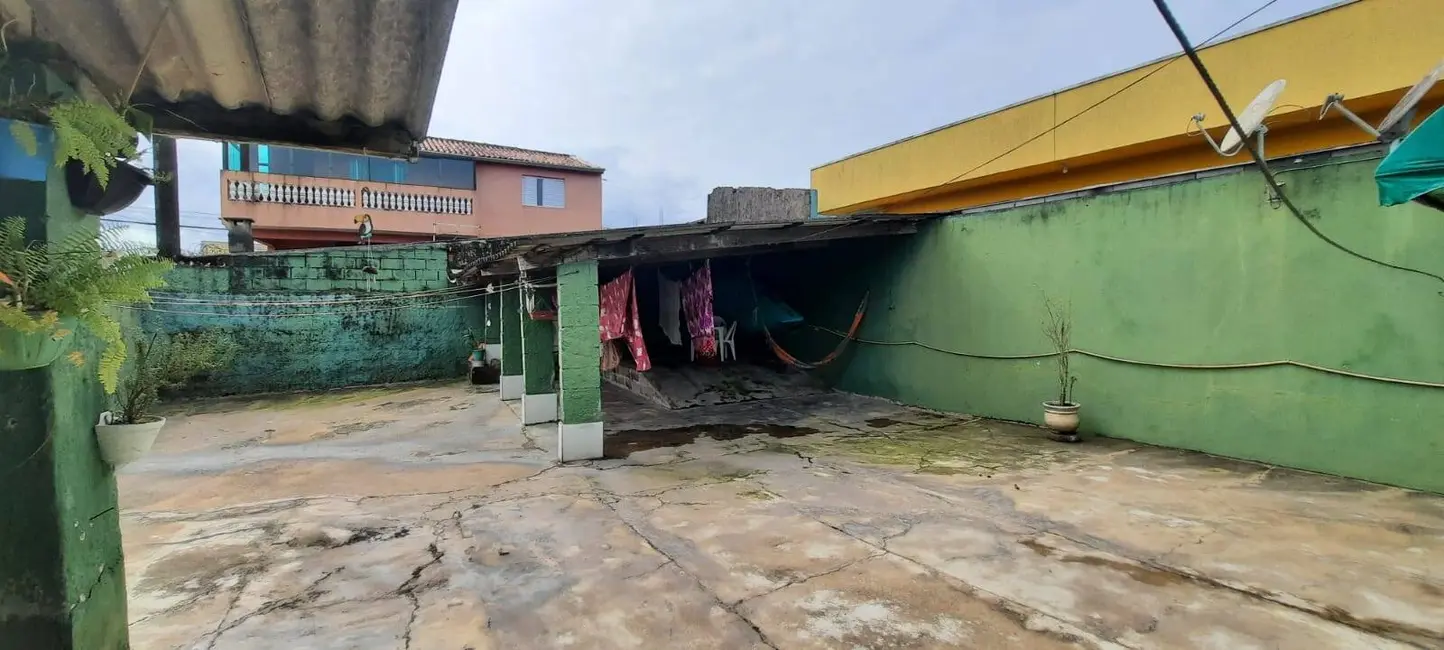 Foto 6 de Casa com 2 quartos à venda, 105m2 em Itanhaem - SP