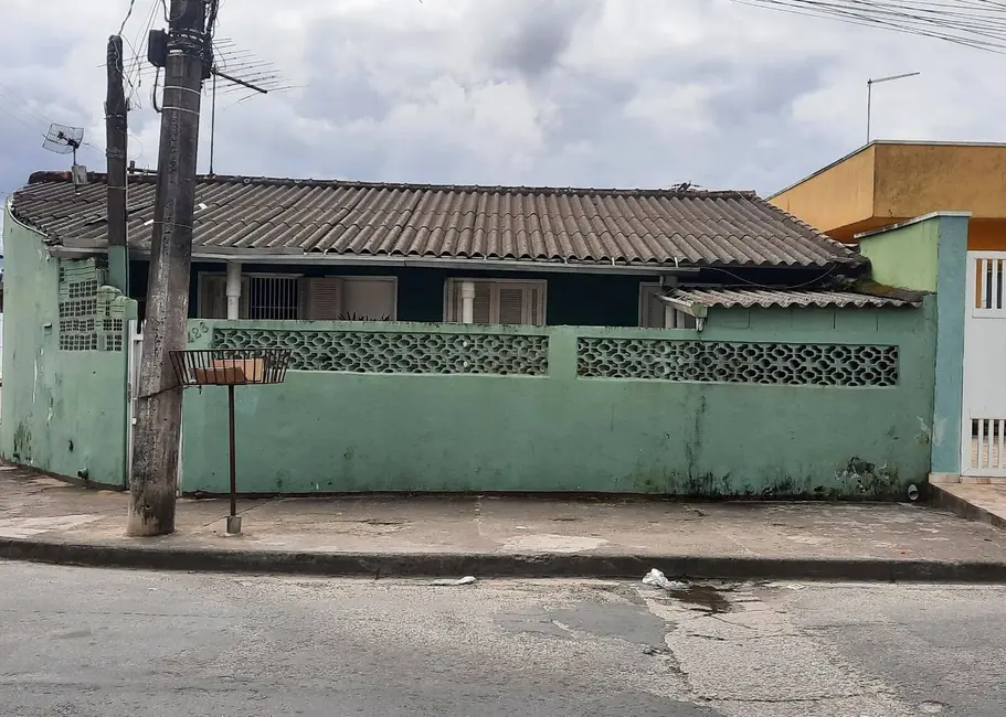 Foto 1 de Casa com 2 quartos à venda, 105m2 em Itanhaem - SP