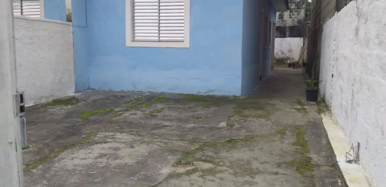 Foto 3 de Casa com 1 quarto à venda, 50m2 em Itanhaem - SP