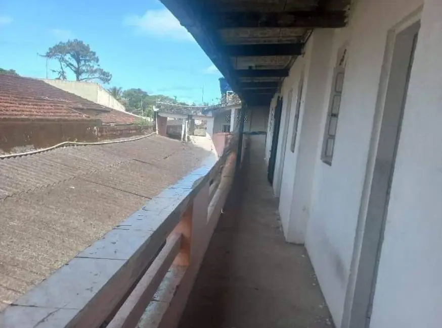 Foto 6 de Casa com 9 quartos à venda, 281m2 em Itanhaem - SP