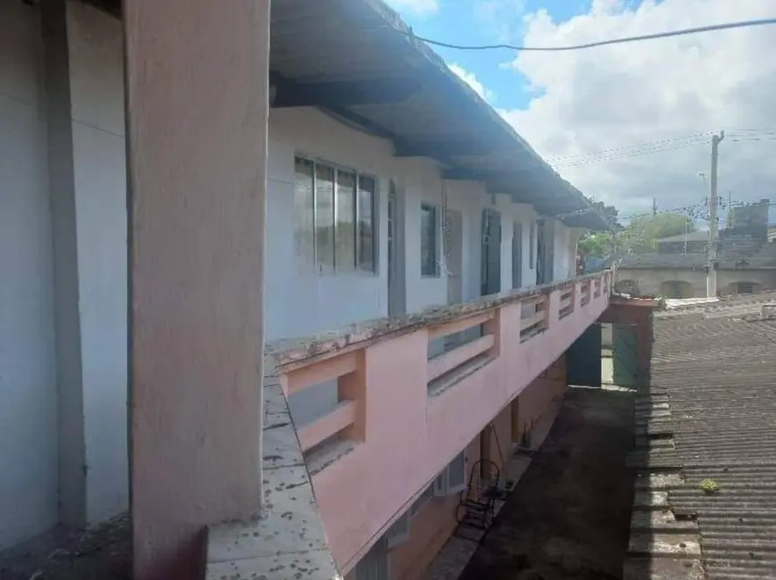 Foto 7 de Casa com 9 quartos à venda, 281m2 em Itanhaem - SP