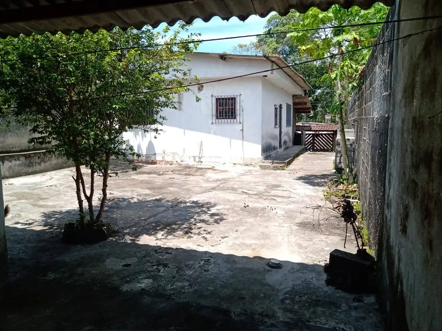 Foto 1 de Casa com 1 quarto à venda, 60m2 em Itanhaem - SP