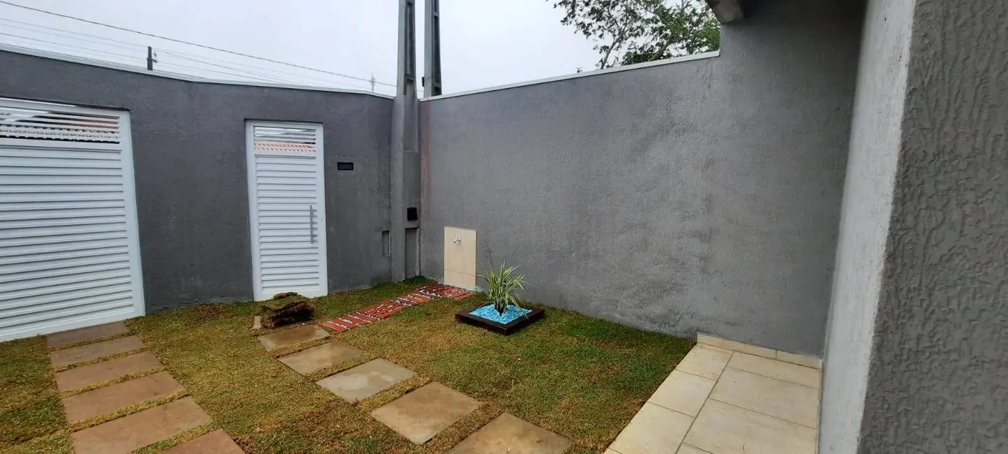 Foto 2 de Casa com 3 quartos à venda, 138m2 em Itanhaem - SP