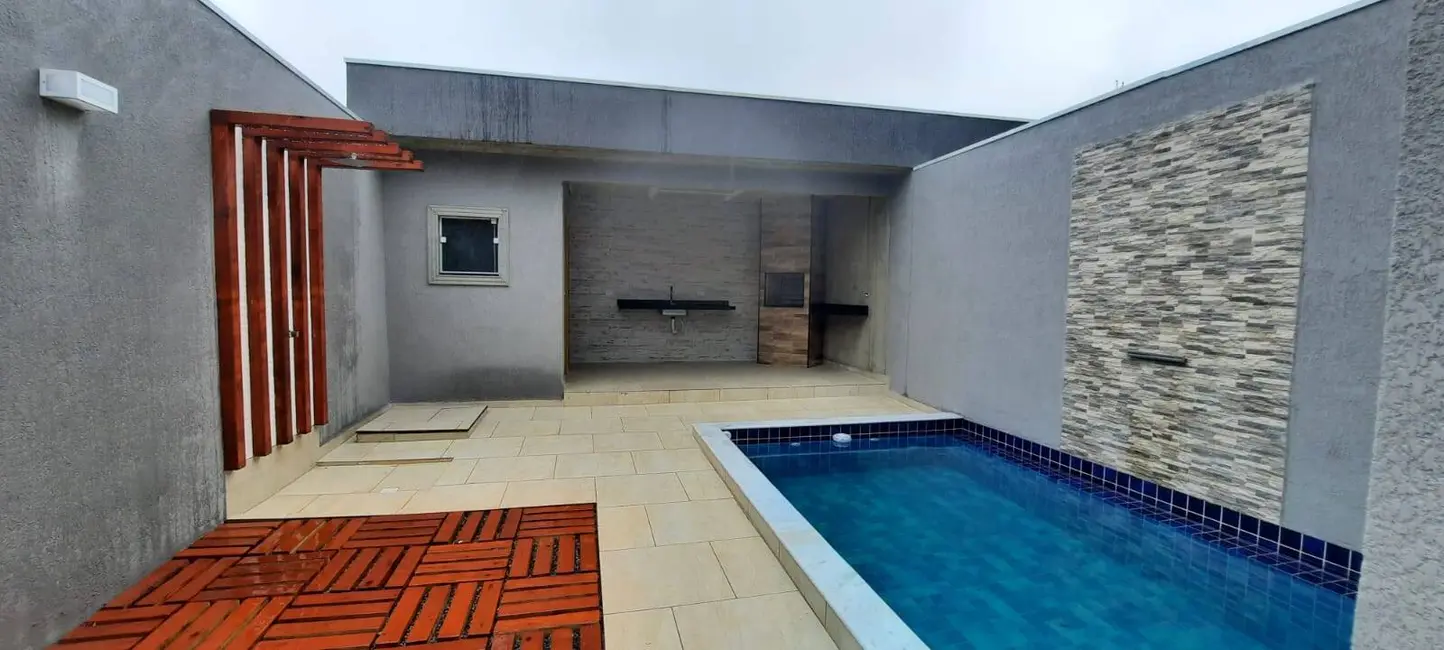 Foto 6 de Casa com 3 quartos à venda, 138m2 em Itanhaem - SP