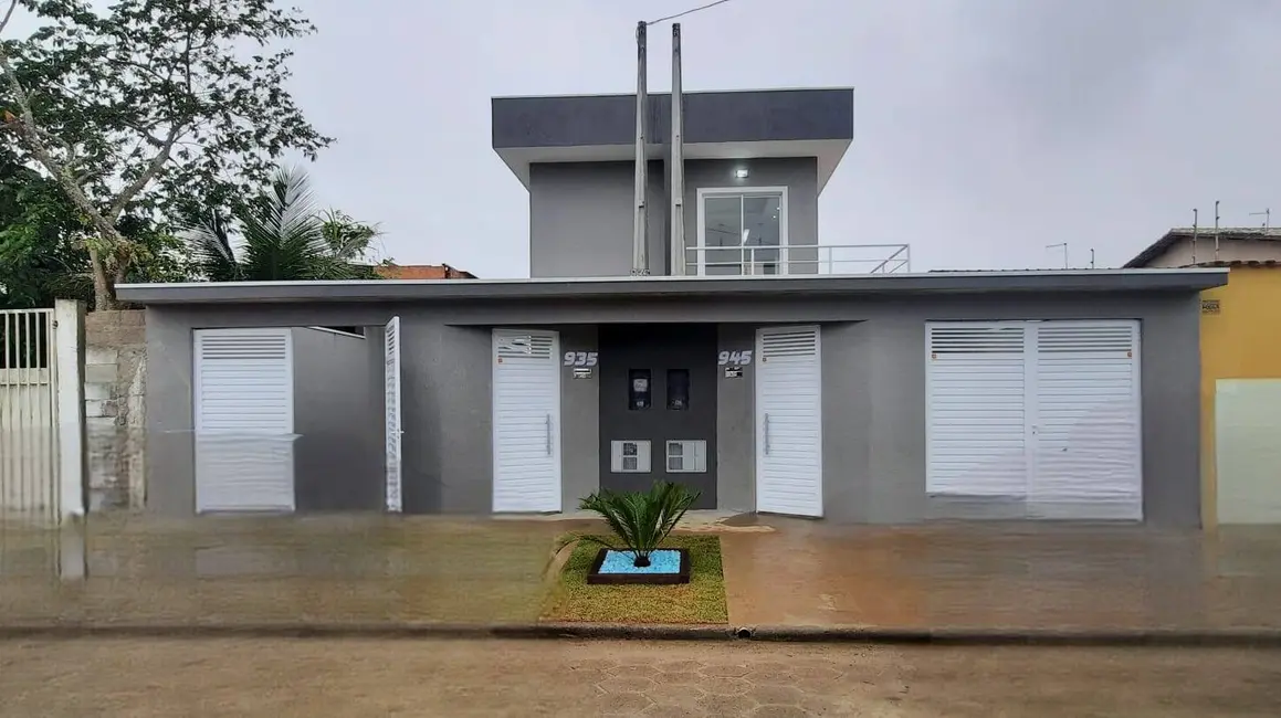 Foto 1 de Casa com 3 quartos à venda, 138m2 em Itanhaem - SP