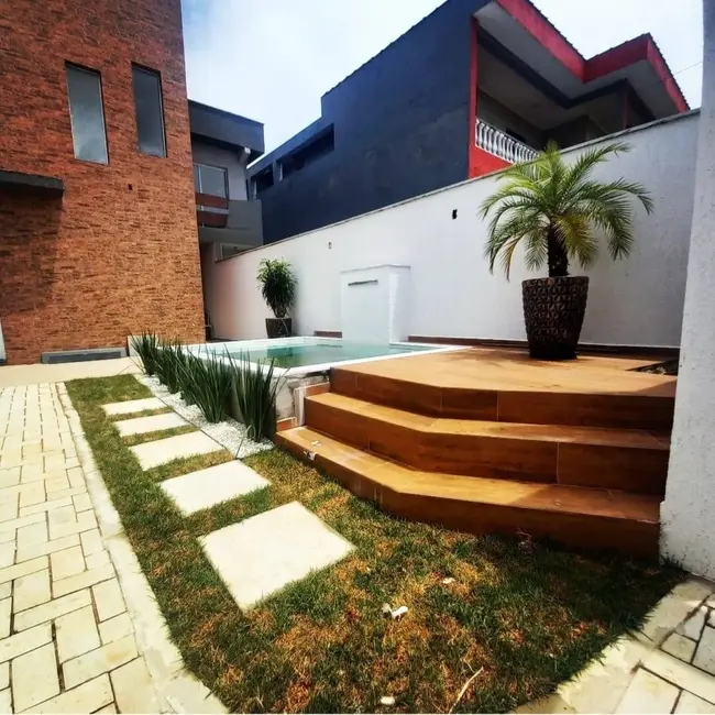 Foto 4 de Casa com 3 quartos à venda, 75m2 em Itanhaem - SP