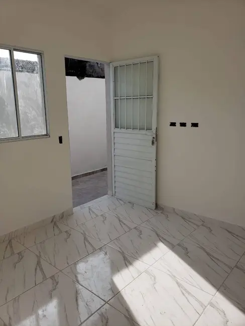 Foto 3 de Casa com 2 quartos à venda, 58m2 em Itanhaem - SP