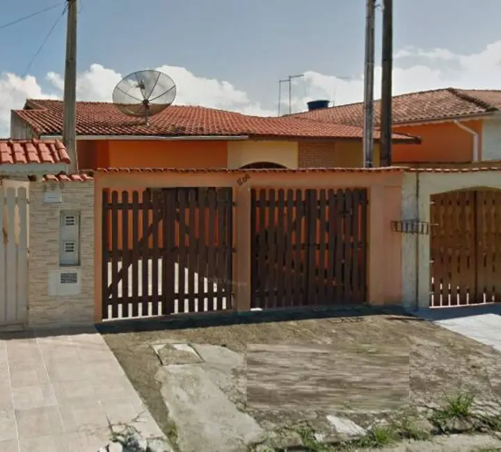 Foto 1 de Casa com 2 quartos à venda, 58m2 em Itanhaem - SP