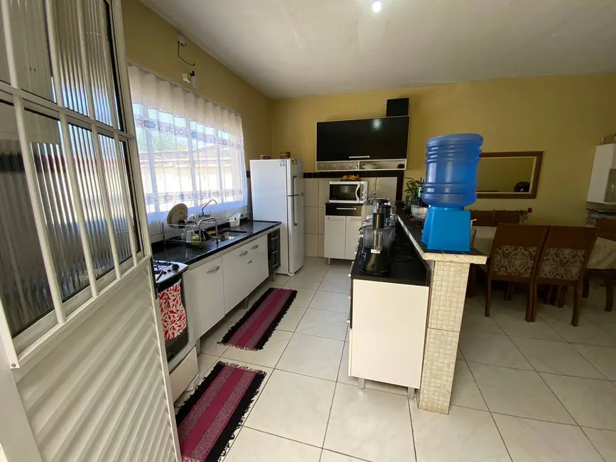 Casa com 1 quarto à venda, 60m2 em Itanhaem - SP - imagem 6 Foto 6 de Casa com 1 quarto à venda, 60m2 em Itanhaem - SP