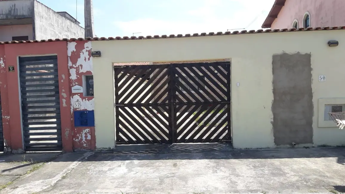 Casa com 1 quarto à venda, 60m2 em Itanhaem - SP - imagem 1 Foto 1 de Casa com 1 quarto à venda, 60m2 em Itanhaem - SP
