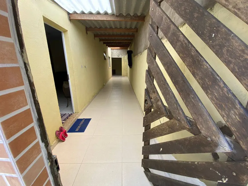 Casa com 1 quarto à venda, 60m2 em Itanhaem - SP - imagem 2 Foto 2 de Casa com 1 quarto à venda, 60m2 em Itanhaem - SP