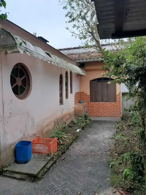 Foto 9 de Casa com 2 quartos à venda, 150m2 em Itanhaem - SP