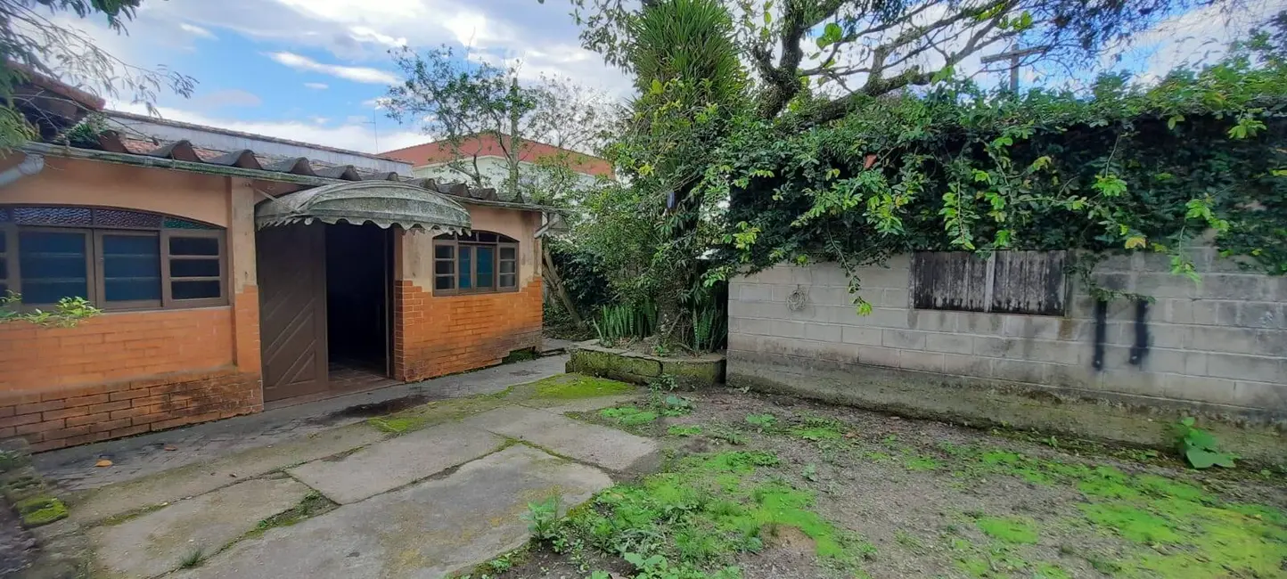 Foto 4 de Casa com 2 quartos à venda, 150m2 em Itanhaem - SP