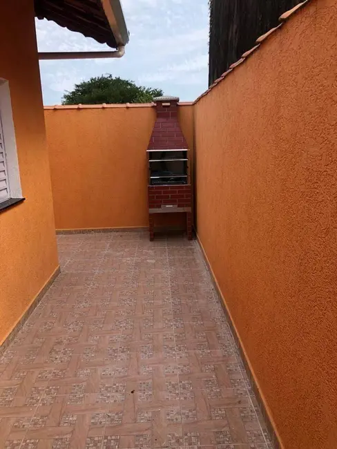 Casa de Condomínio com 2 quartos à venda, 150m2 em Itanhaem - SP - imagem 5 Foto 5 de Casa de Condomínio com 2 quartos à venda, 150m2 em Itanhaem - SP