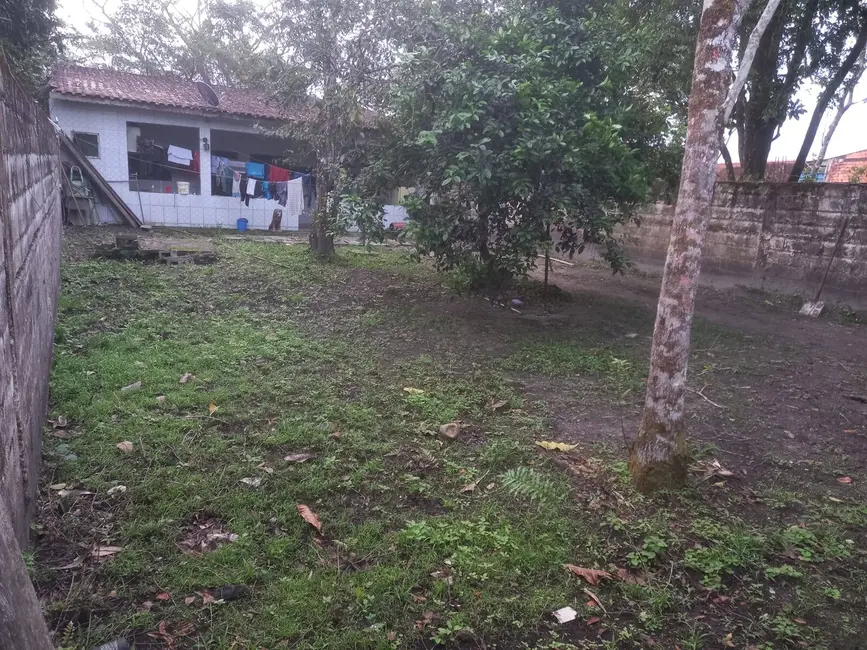 Foto 2 de Casa com 1 quarto à venda, 80m2 em Itanhaem - SP