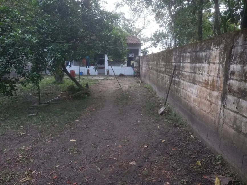 Foto 3 de Casa com 1 quarto à venda, 80m2 em Itanhaem - SP