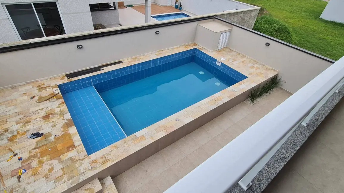 Foto 3 de Casa com 5 quartos à venda, 243m2 em Itanhaem - SP