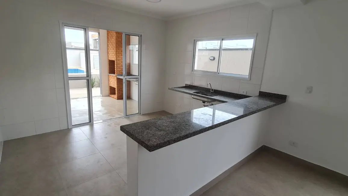 Foto 7 de Casa com 5 quartos à venda, 243m2 em Itanhaem - SP