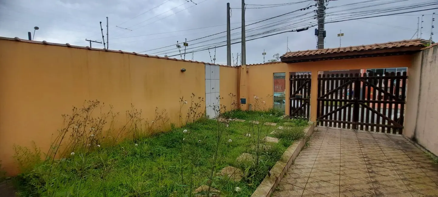 Foto 5 de Casa com 2 quartos à venda, 82m2 em Itanhaem - SP