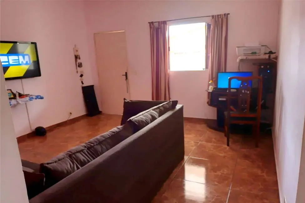 Foto 4 de Casa com 4 quartos à venda, 200m2 em Itanhaem - SP