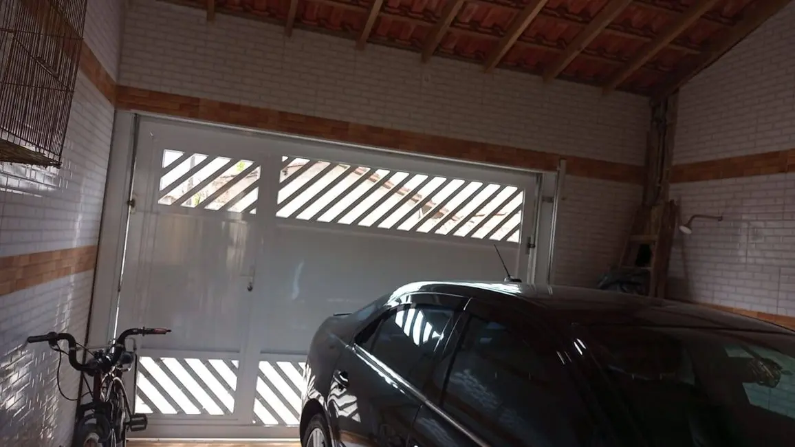 Foto 3 de Casa com 2 quartos à venda, 95m2 em Itanhaem - SP