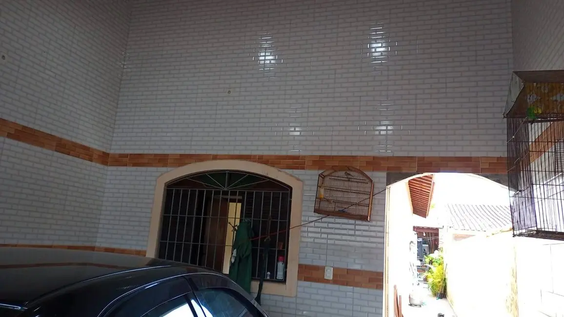 Foto 4 de Casa com 2 quartos à venda, 95m2 em Itanhaem - SP