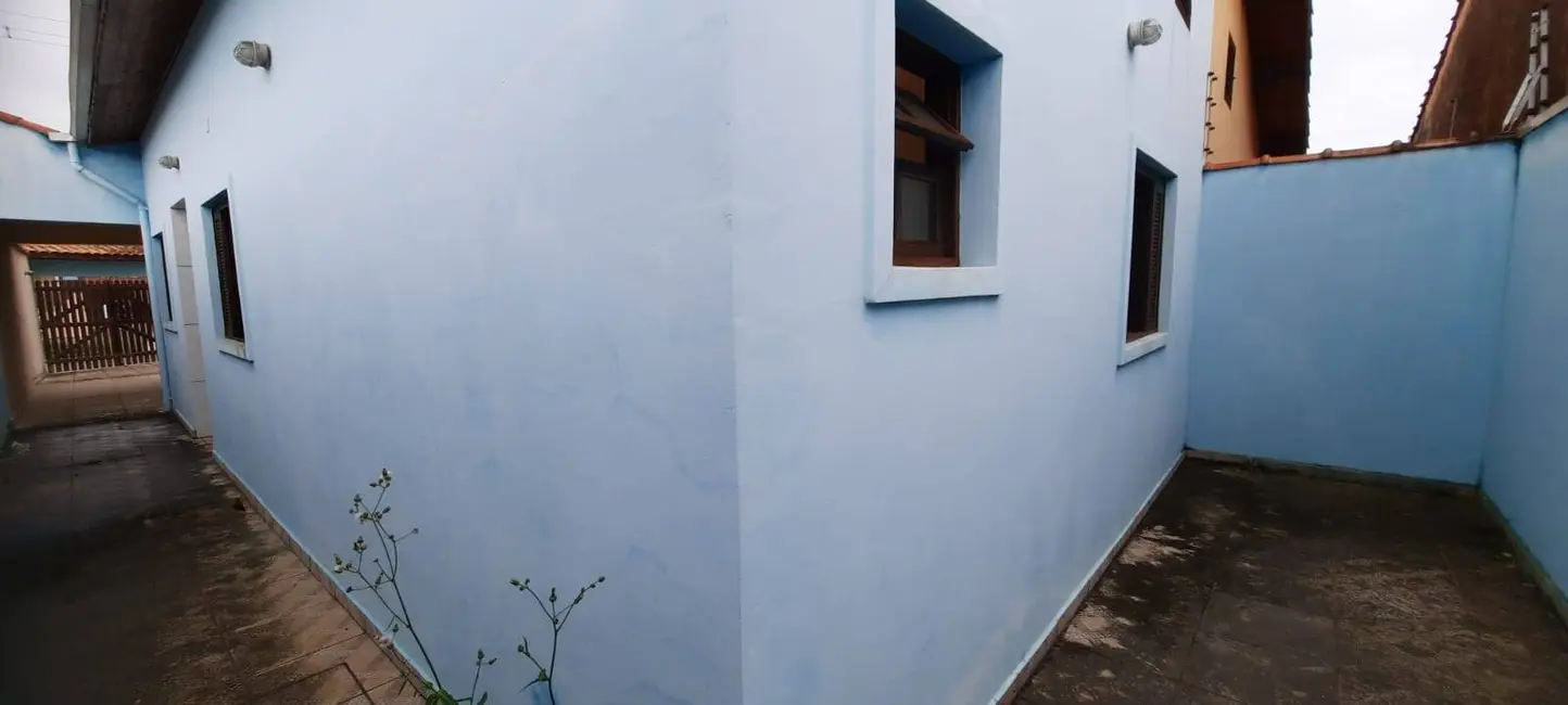 Foto 9 de Casa com 2 quartos à venda, 82m2 em Itanhaem - SP