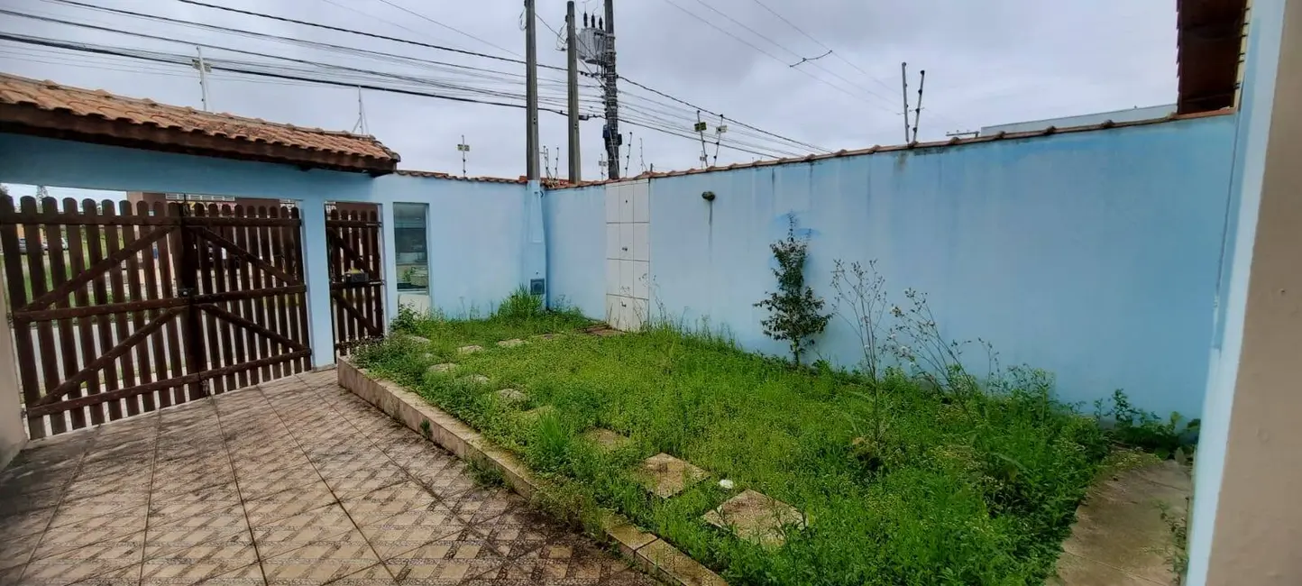 Foto 6 de Casa com 2 quartos à venda, 82m2 em Itanhaem - SP