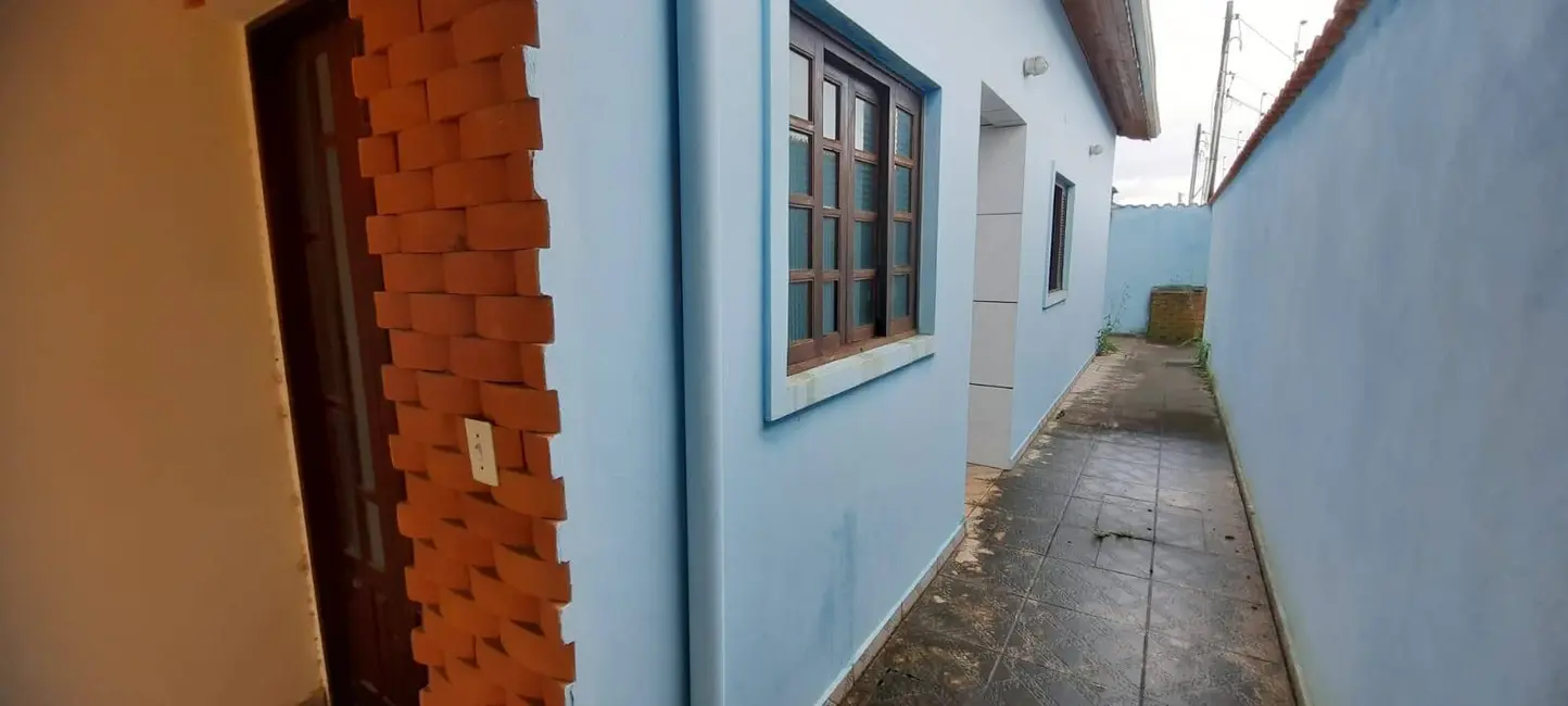 Foto 4 de Casa com 2 quartos à venda, 82m2 em Itanhaem - SP