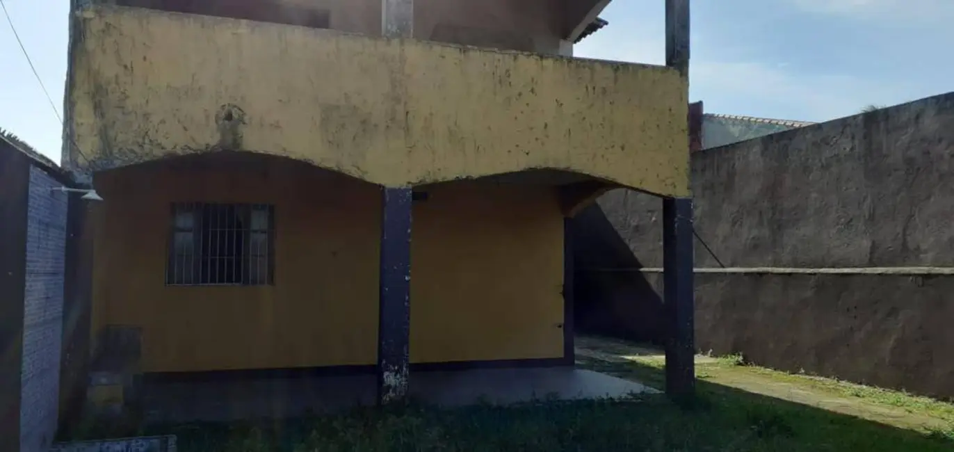 Foto 4 de Casa com 5 quartos à venda, 180m2 em Itanhaem - SP