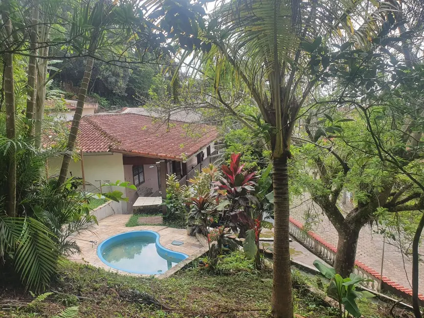 Foto 4 de Casa com 4 quartos à venda, 320m2 em Itanhaem - SP