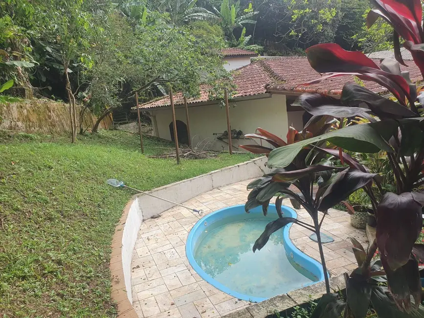 Foto 3 de Casa com 4 quartos à venda, 320m2 em Itanhaem - SP