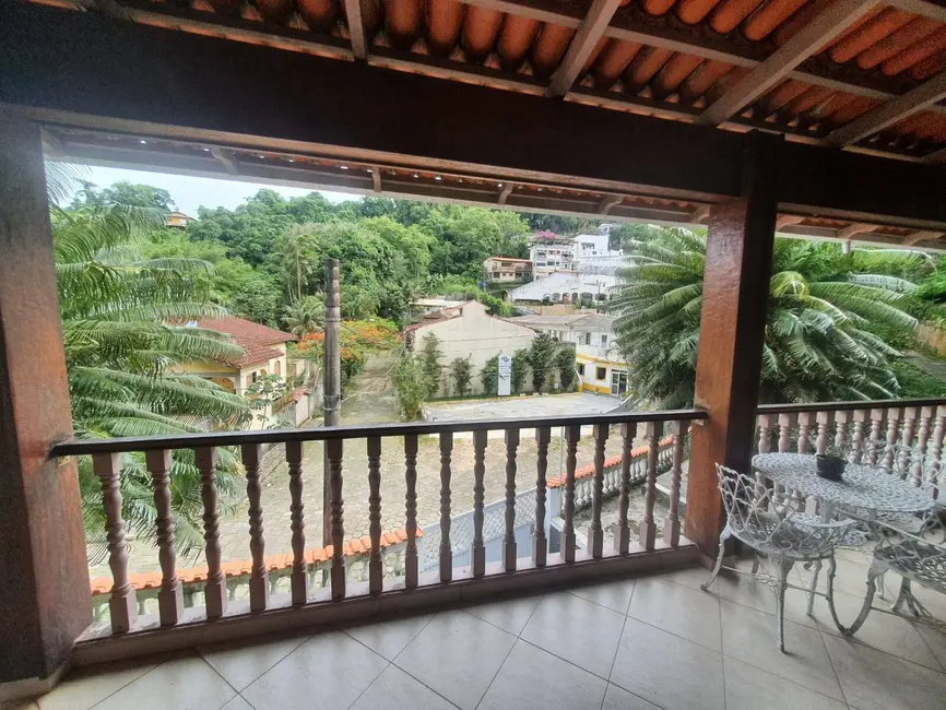 Foto 8 de Casa com 4 quartos à venda, 320m2 em Itanhaem - SP