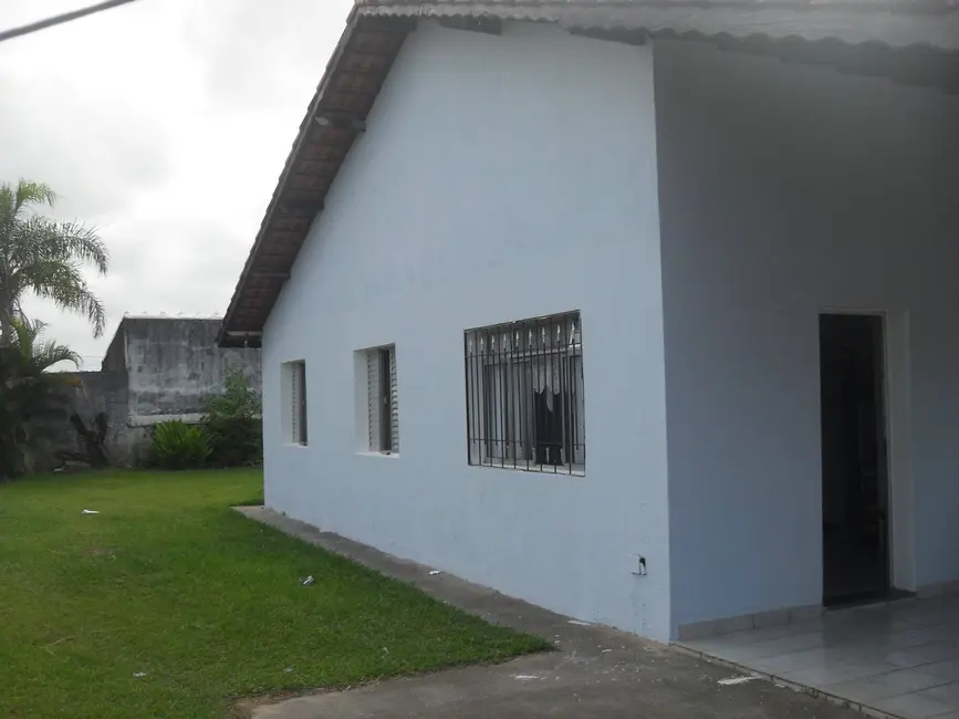 Foto 5 de Casa com 3 quartos à venda, 150m2 em Itanhaem - SP
