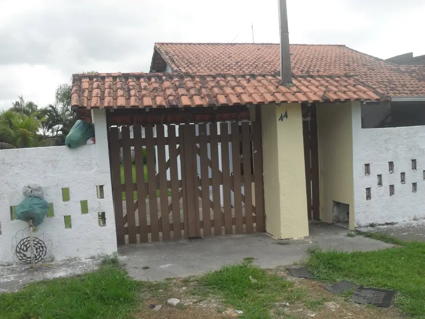 Foto 2 de Casa com 3 quartos à venda, 150m2 em Itanhaem - SP