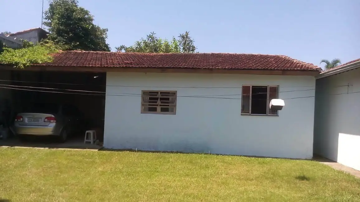 Foto 8 de Casa com 3 quartos à venda, 150m2 em Itanhaem - SP