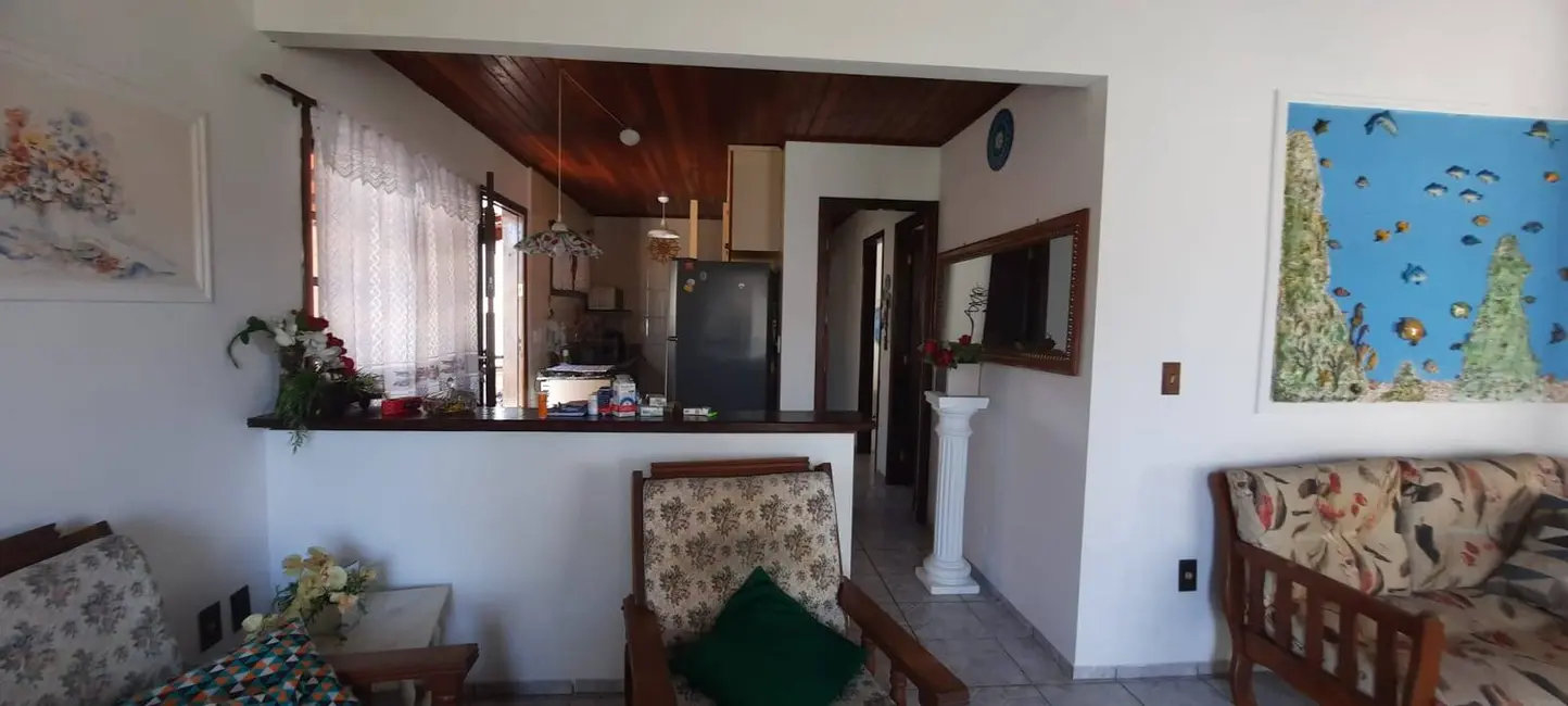 Foto 8 de Casa com 4 quartos à venda, 192m2 em Itanhaem - SP
