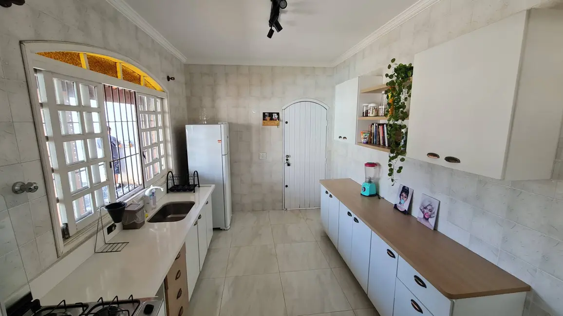 Foto 8 de Casa com 3 quartos à venda, 129m2 em Itanhaem - SP