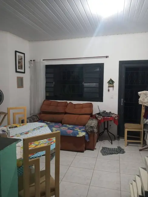 Foto 9 de Casa com 3 quartos à venda, 110m2 em Itanhaem - SP