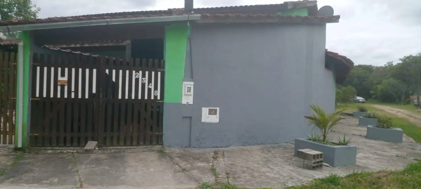 Foto 5 de Casa com 3 quartos à venda, 110m2 em Itanhaem - SP