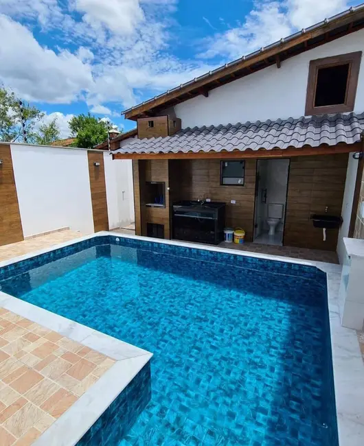 Foto 8 de Casa com 3 quartos à venda, 101m2 em Itanhaem - SP