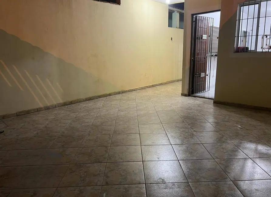 Foto 8 de Casa com 2 quartos à venda, 68m2 em Itanhaem - SP