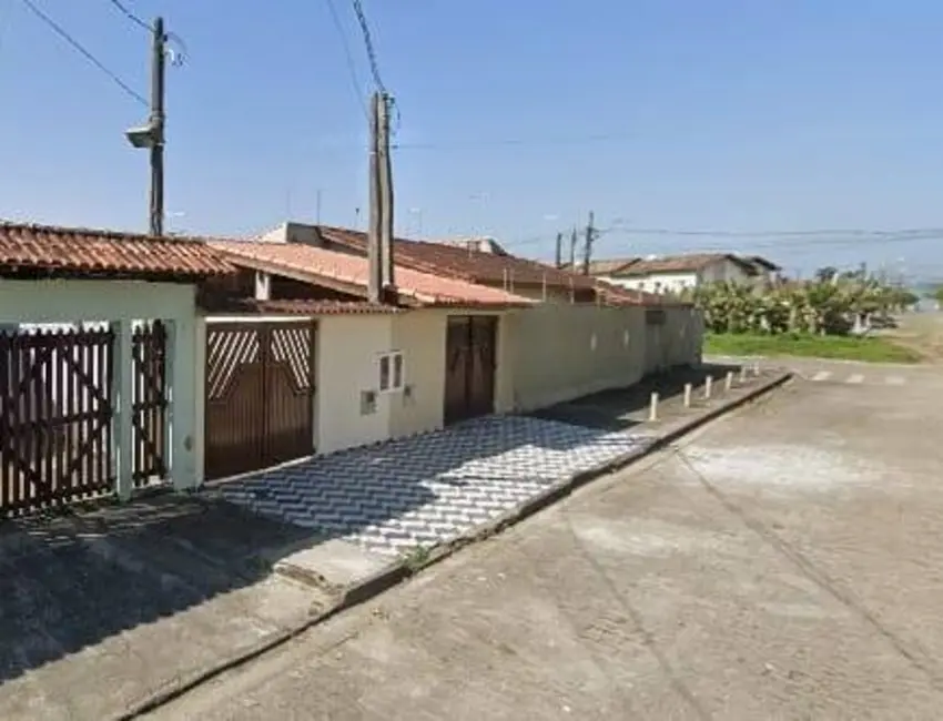 Foto 3 de Casa com 2 quartos à venda, 68m2 em Itanhaem - SP