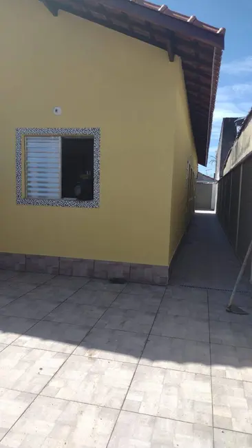Foto 4 de Casa com 2 quartos à venda, 56m2 em Itanhaem - SP